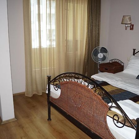 Iar Hotel Batumi Ngoại thất bức ảnh