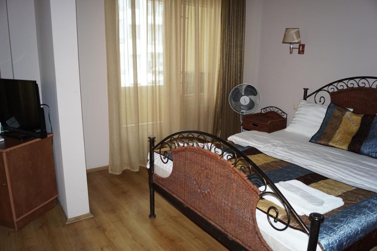 Iar Hotel Batumi Ngoại thất bức ảnh