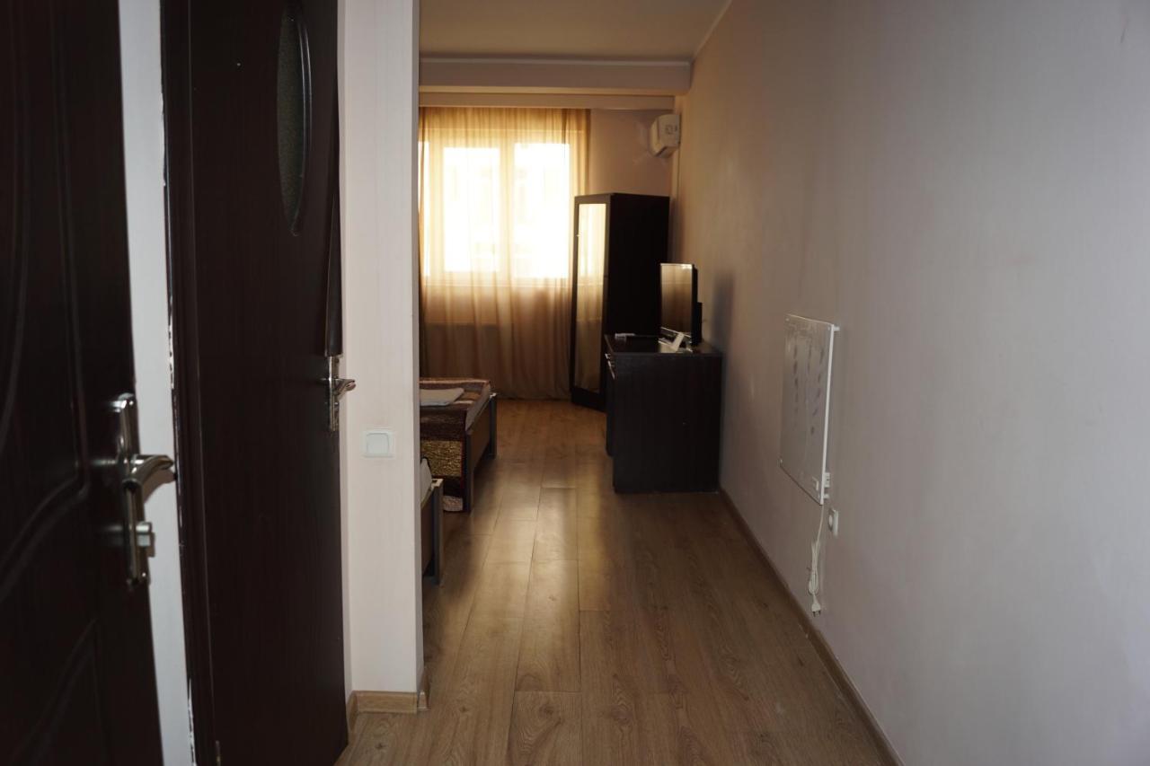 Iar Hotel Batumi Ngoại thất bức ảnh