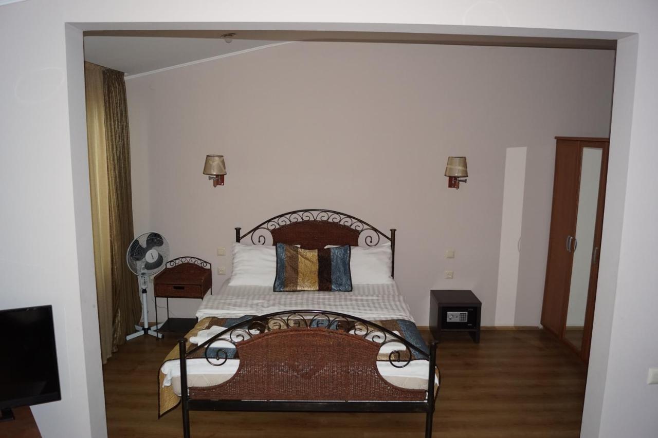 Iar Hotel Batumi Ngoại thất bức ảnh