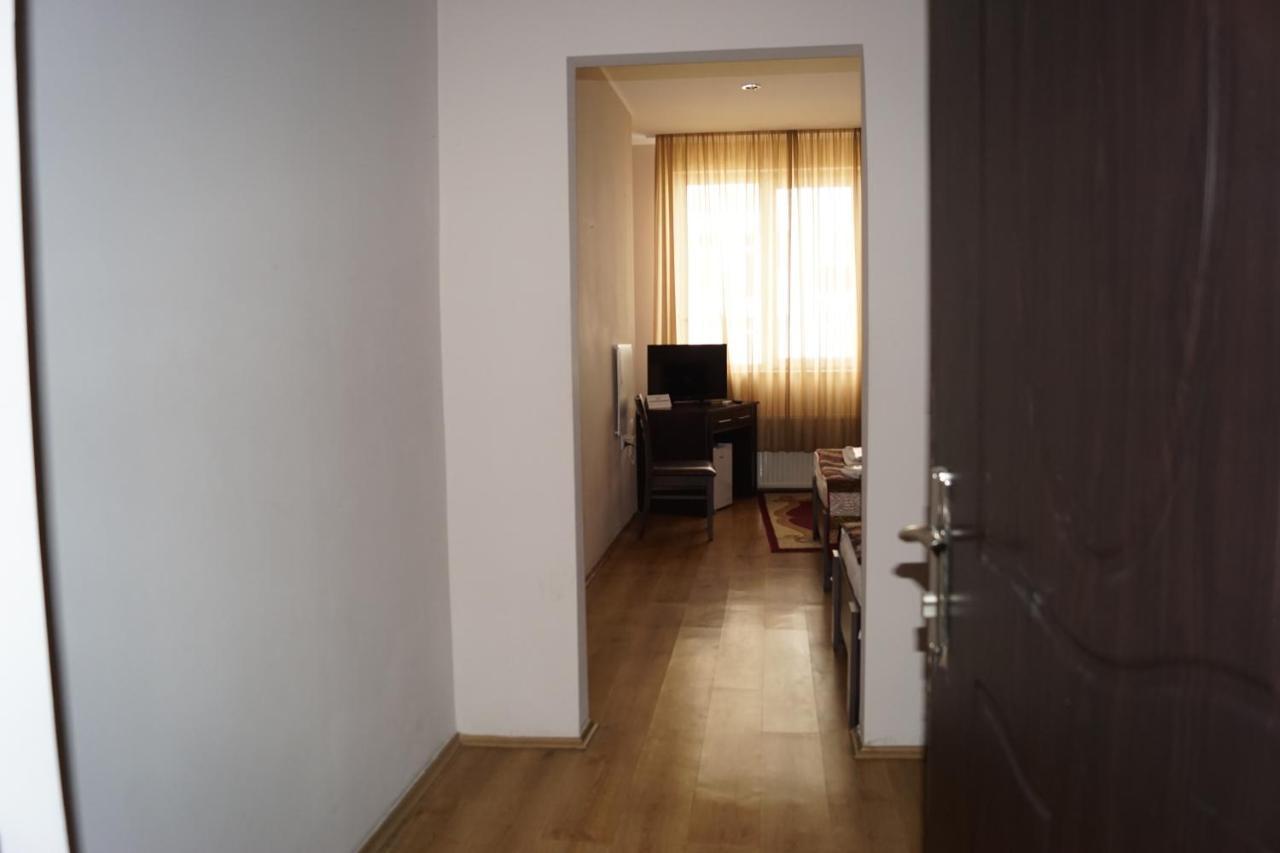 Iar Hotel Batumi Ngoại thất bức ảnh