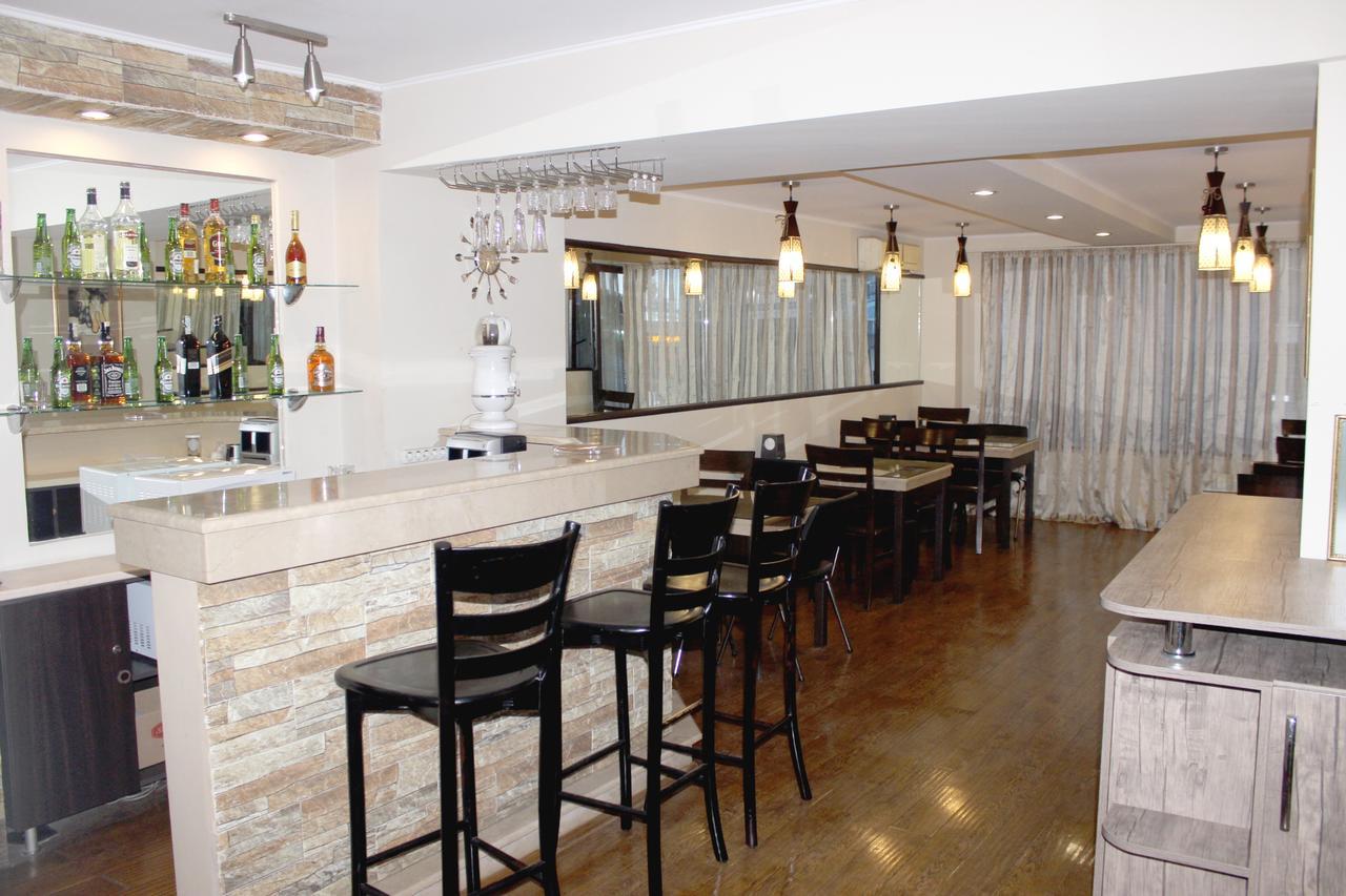 Iar Hotel Batumi Ngoại thất bức ảnh