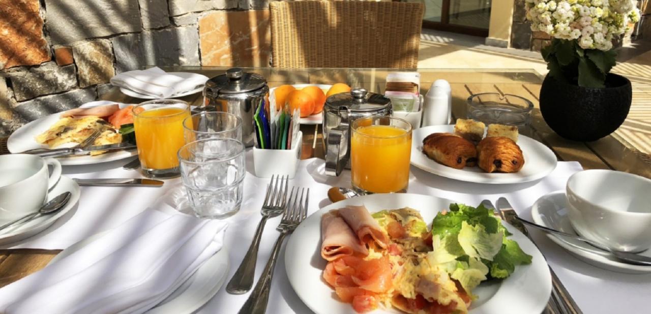 Iar Hotel Batumi Ngoại thất bức ảnh