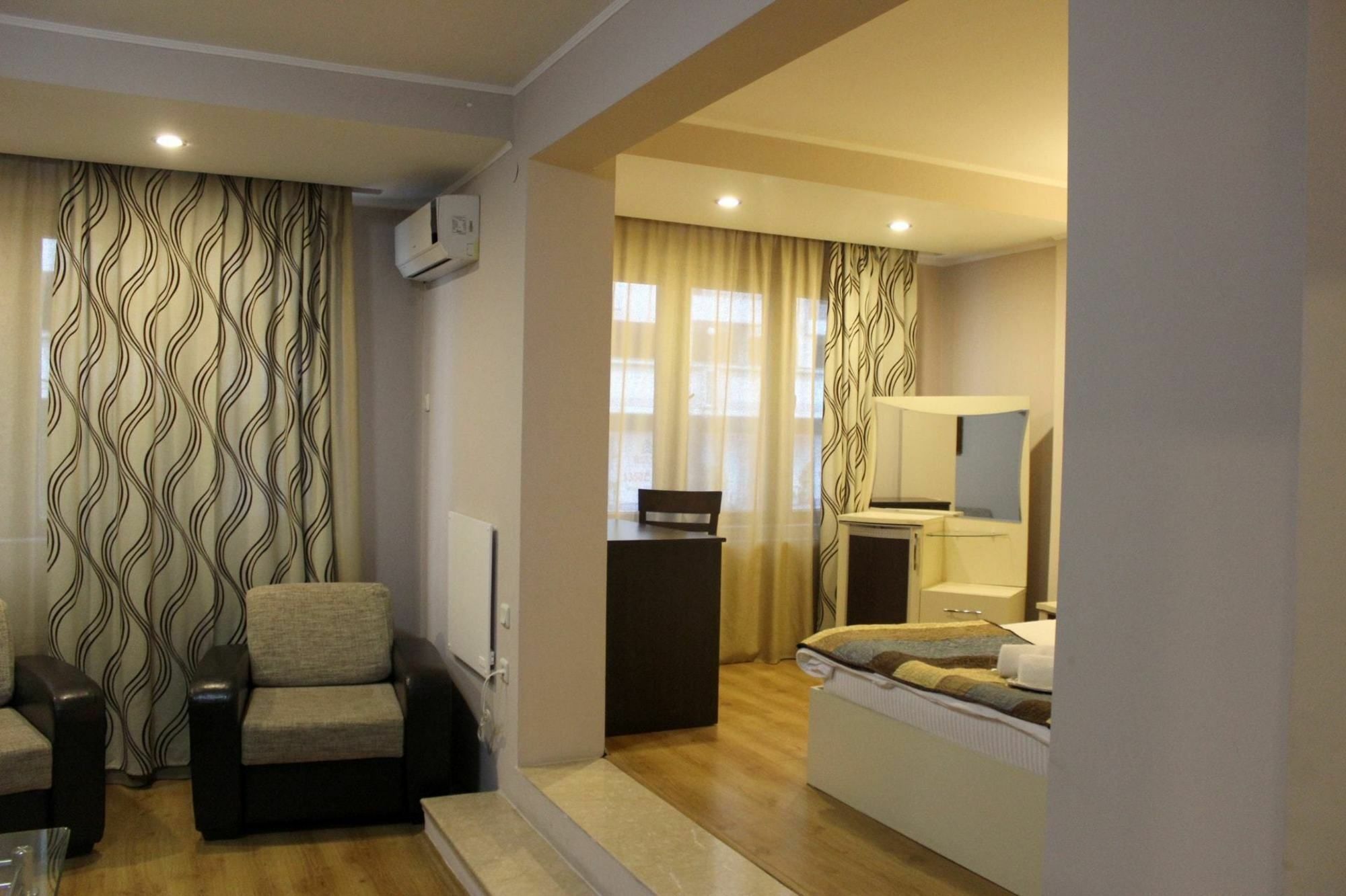 Iar Hotel Batumi Ngoại thất bức ảnh